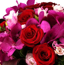 Load image into Gallery viewer, Designer&#39;s Choice Valentine&#39;s Day - Pinks and Reds
